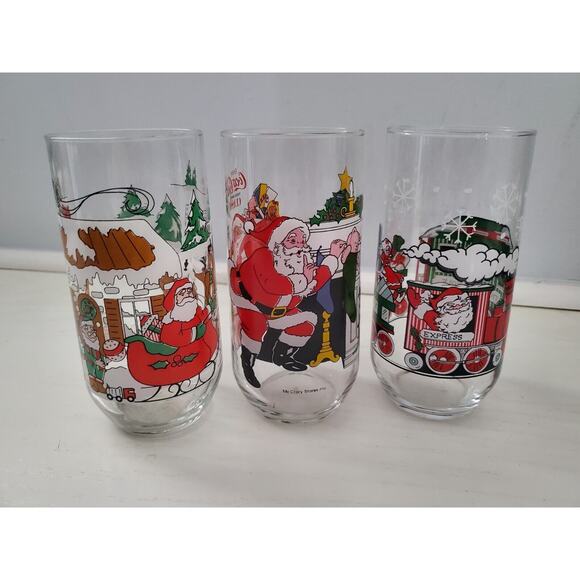 Vintage COKE / COCA-COLA McCrory Stores CHRISTMAS Santa GLASS TUMBLER - Set Of 3 - Picture 1 of 15